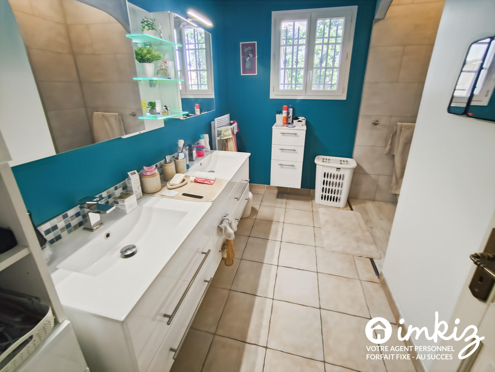 
                                                Vente
                                                 Maison 10 pièces