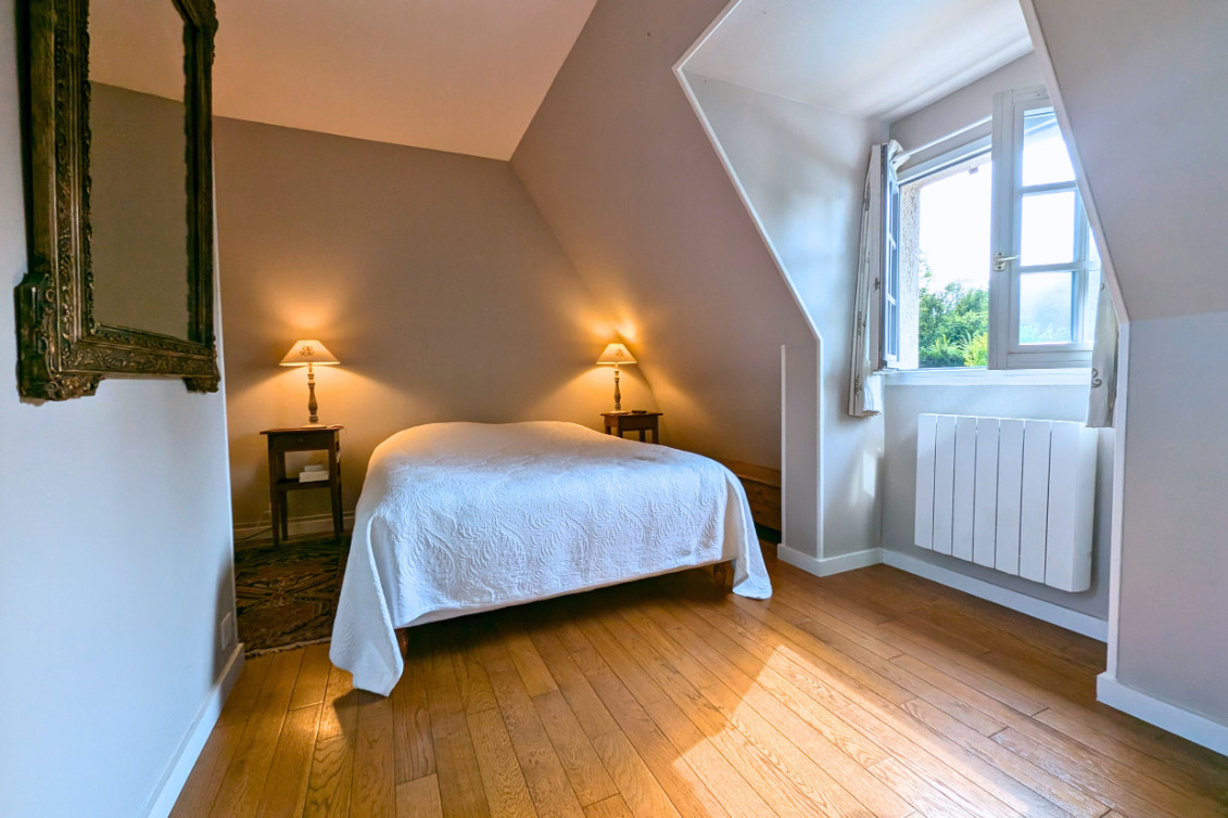 
                                                Vente
                                                 Maison 10 pièces de 198 m² à Livarot-Pays-d'Auge