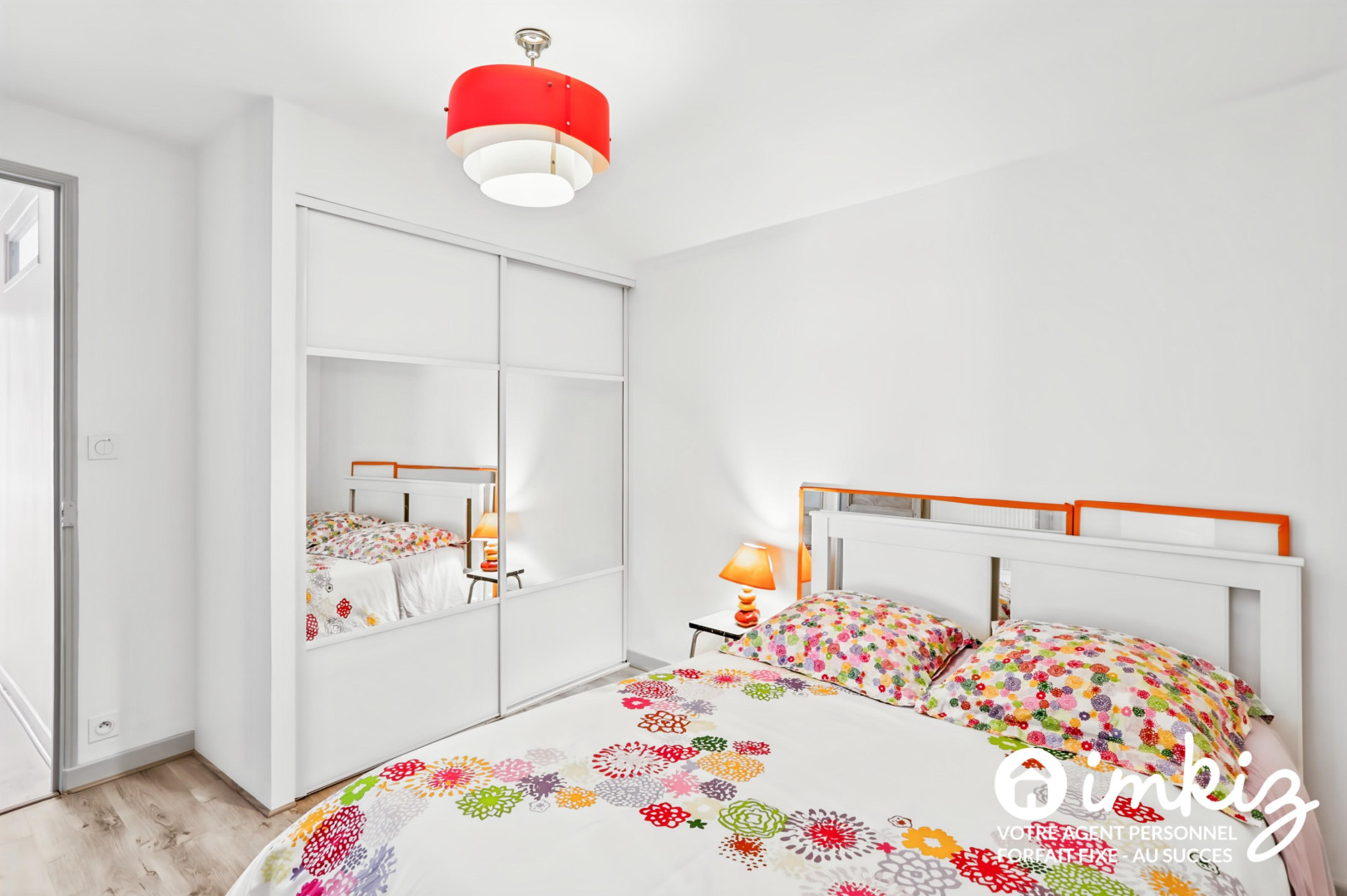 
                                                Vente
                                                 Maison 10 pièces de 285m² avec piscine