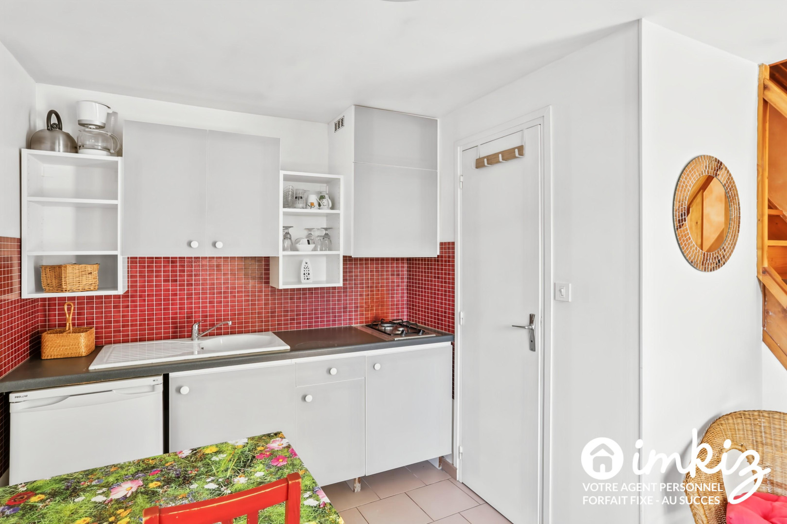 
                                                Vente
                                                 Maison 10 pièces de 285m² avec piscine