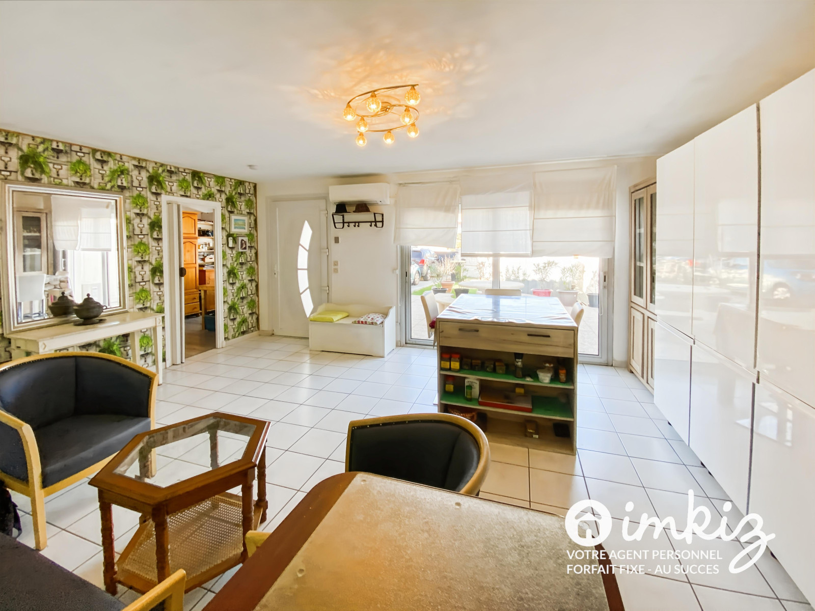 
                                                Vente
                                                 Maison 100 m2 - 3 chambres - 2 jardins