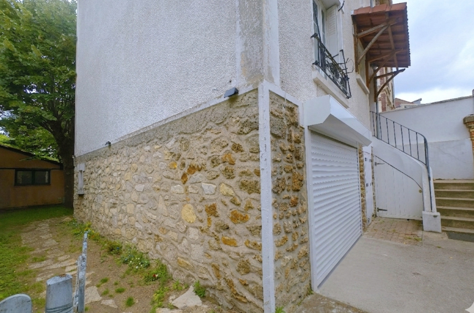 
                                                Vente
                                                 Maison 100m² 3 chambres à la Mairie + garage