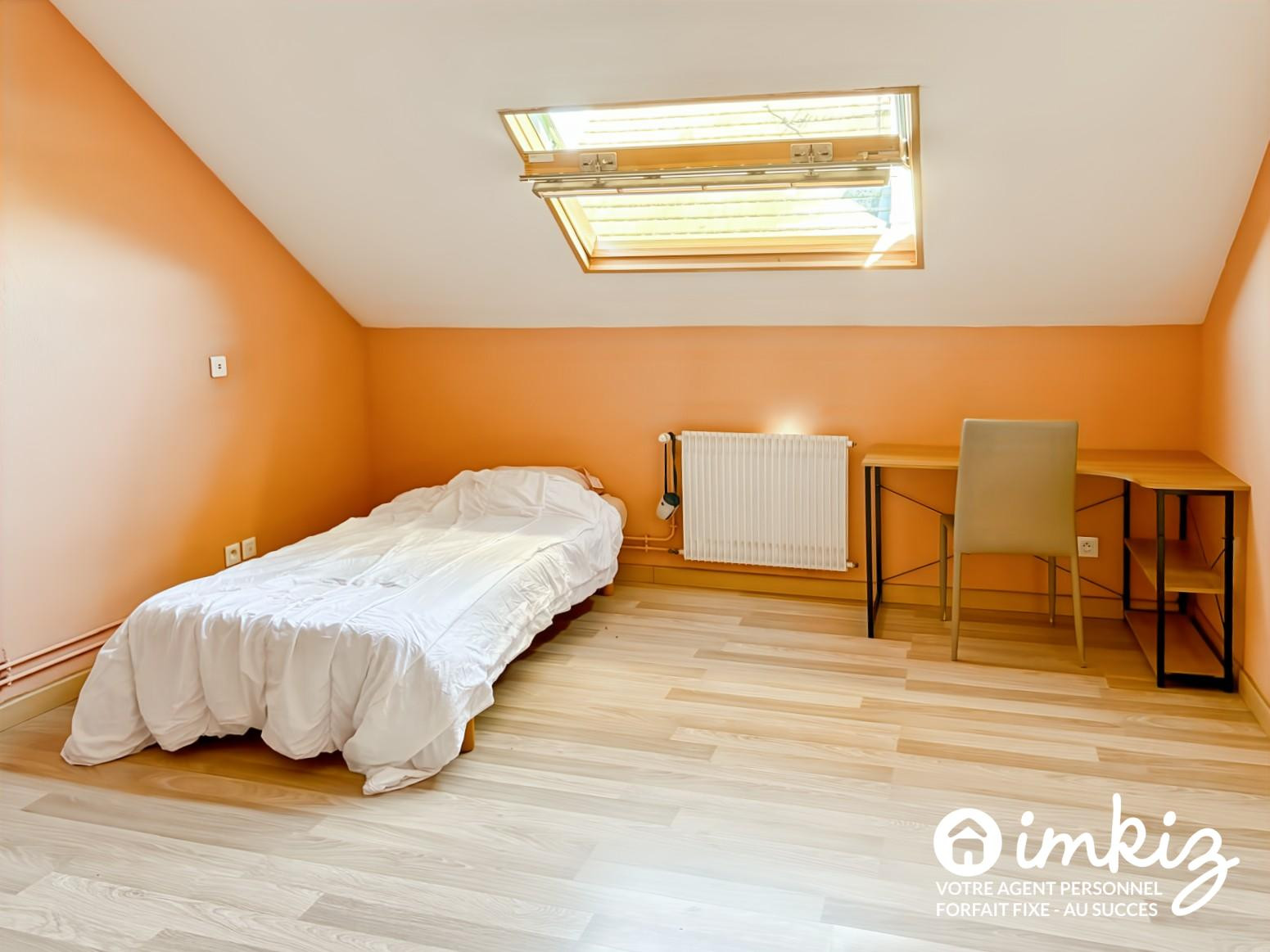 
                                                Vente
                                                 Maison 110 m², sous sol complet, jardin