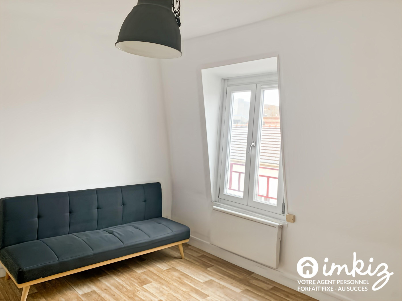 
                                                Vente
                                                 Maison 12 pièces