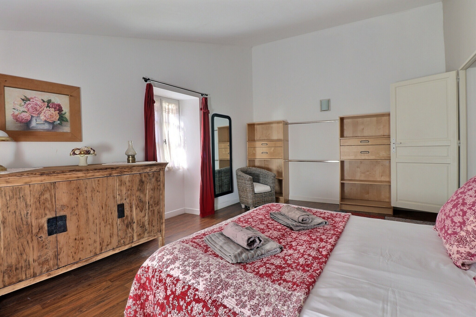 
                                                Vente
                                                 Maison 12 pièces