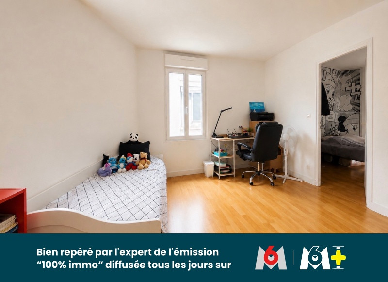 
                                                Vente
                                                 MAISON - 122 m2 - 3 CHAMBRES - JARDIN