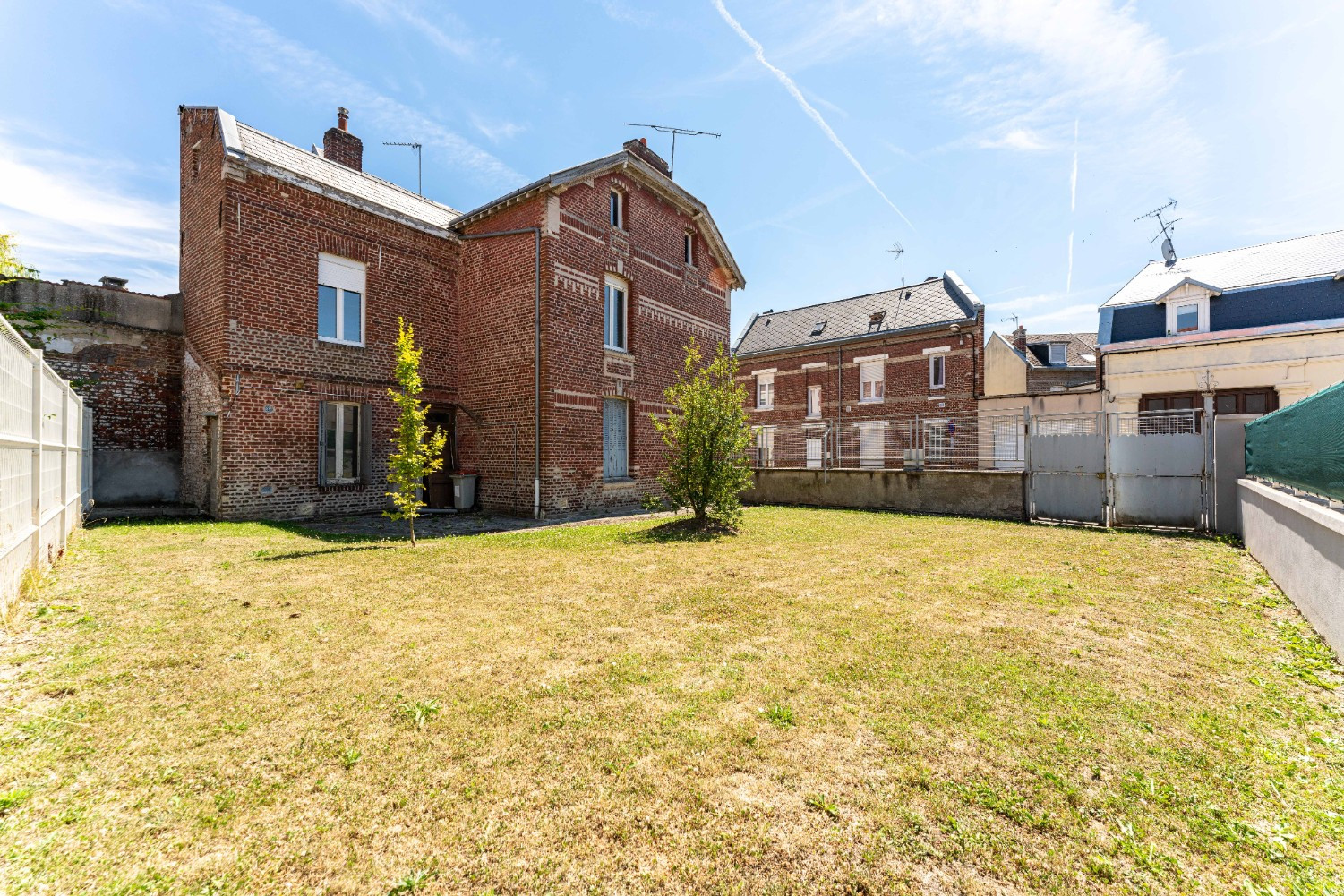 
                                                Vente
                                                 Maison - 136 m² - Saint-Quentin (02)