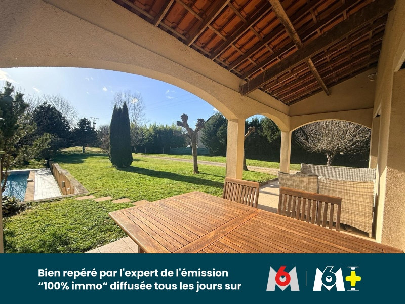 
                                                Vente
                                                 Maison - 139m2  sur un terrain de 15 308m2