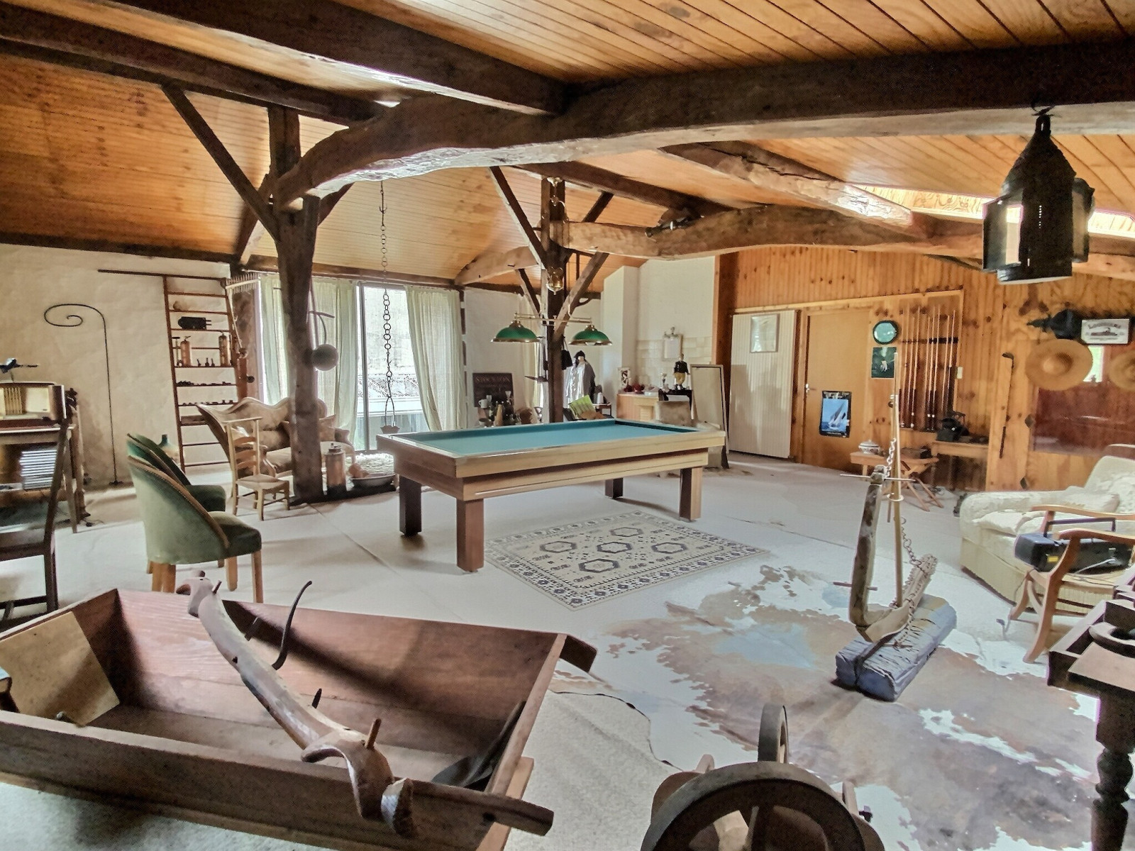 
                                                Vente
                                                 Maison 14 pièces