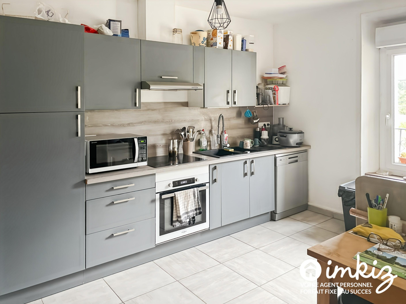 
                                                Vente
                                                 Maison 14 pièces