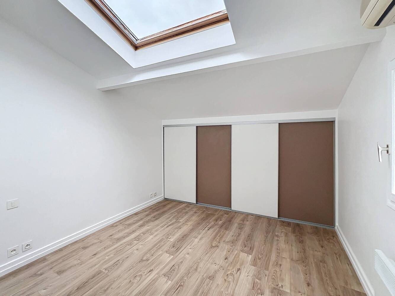 
                                                Location
                                                 maison 153m² refaite à neuf