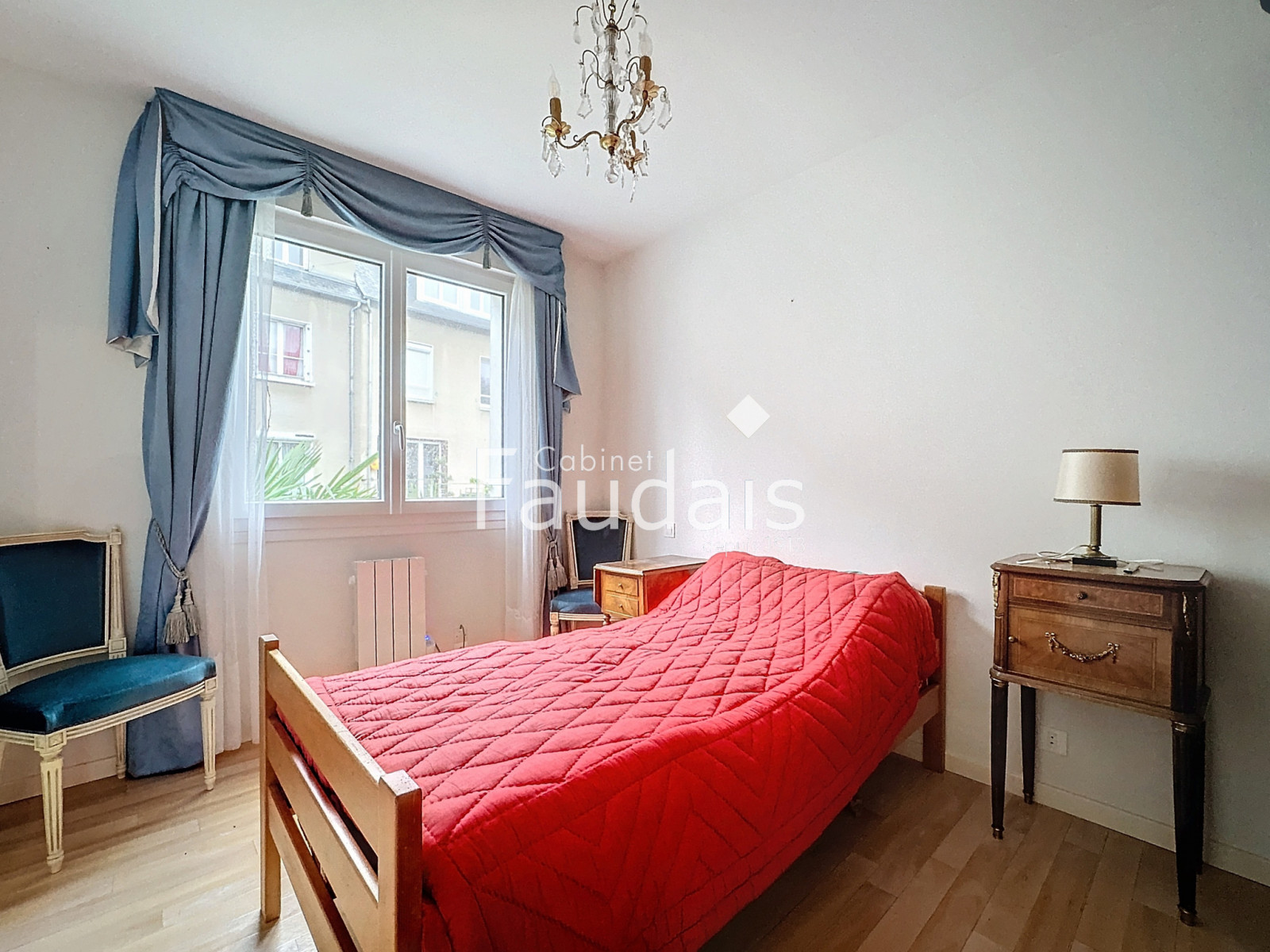 
                                                Vente
                                                 Maison 154 m2 centre ville de Saint-Lô 