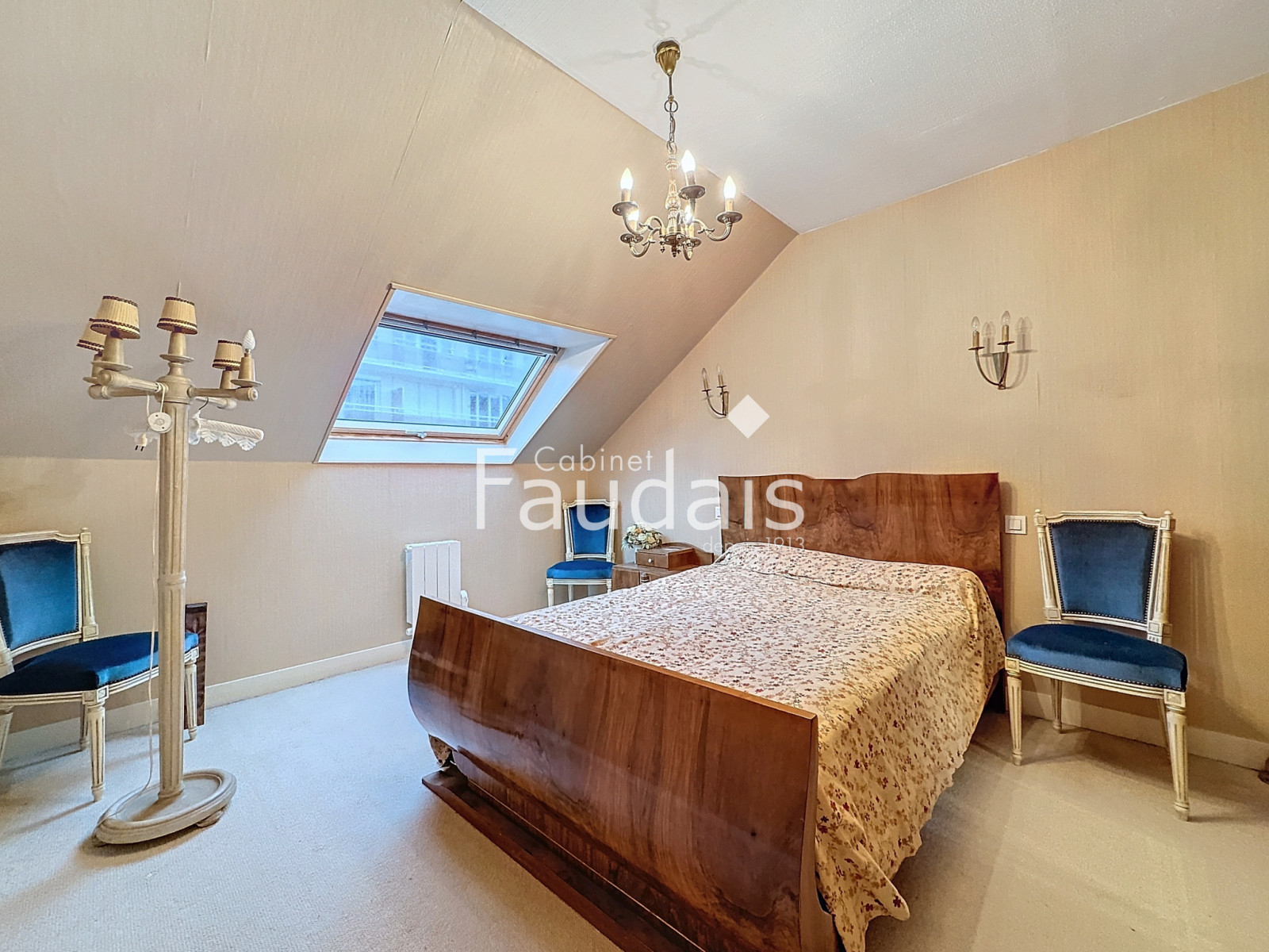 
                                                Vente
                                                 Maison 154 m2 centre ville de Saint-Lô 