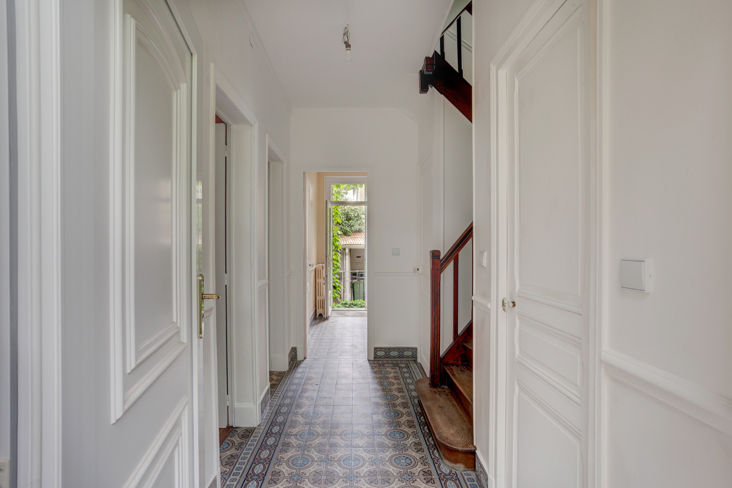 
                                                Vente
                                                 Maison - 176 m² - 6 pièces