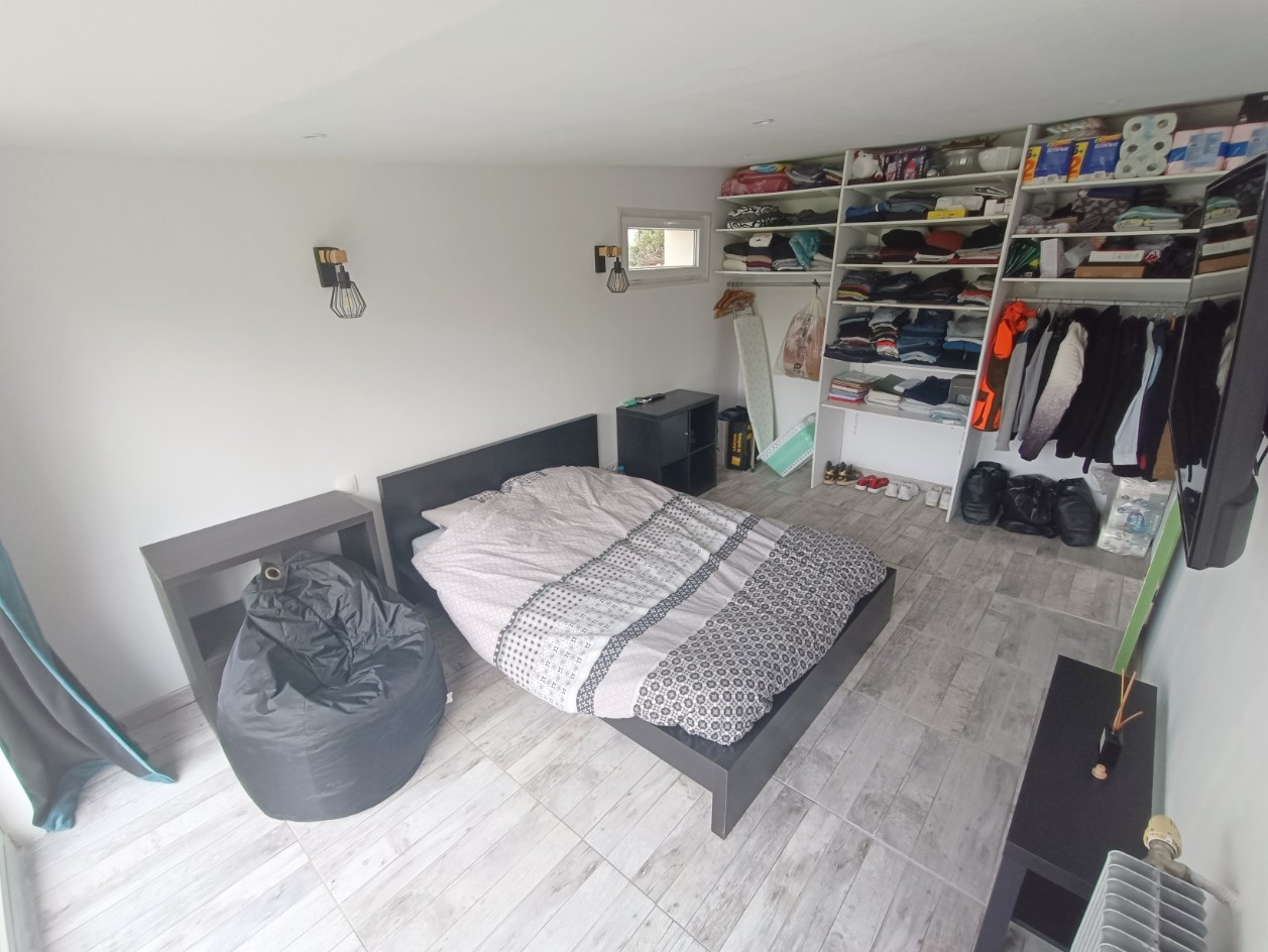 
                                                Vente
                                                 Maison 2 chambres 76m2 grand jardin