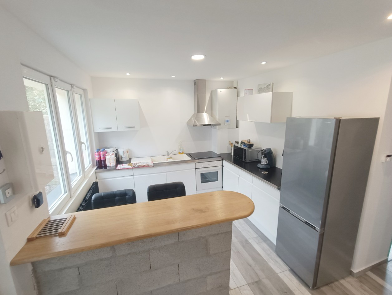 
                                                Vente
                                                 Maison 2 chambres 76m2 grand jardin