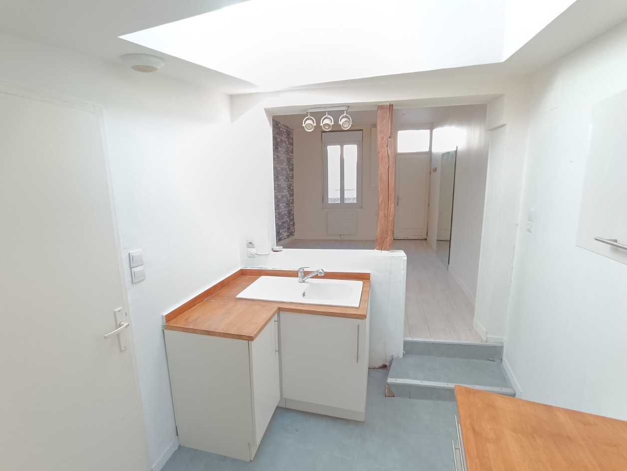 
                                                Location
                                                 Maison 2 chambres Amiens Saint Pierre