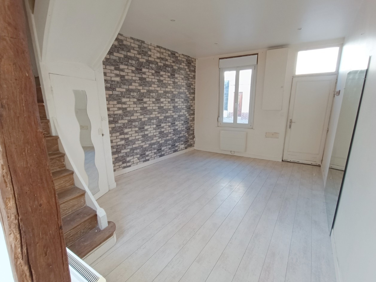 
                                                Location
                                                 Maison 2 chambres Amiens Saint Pierre