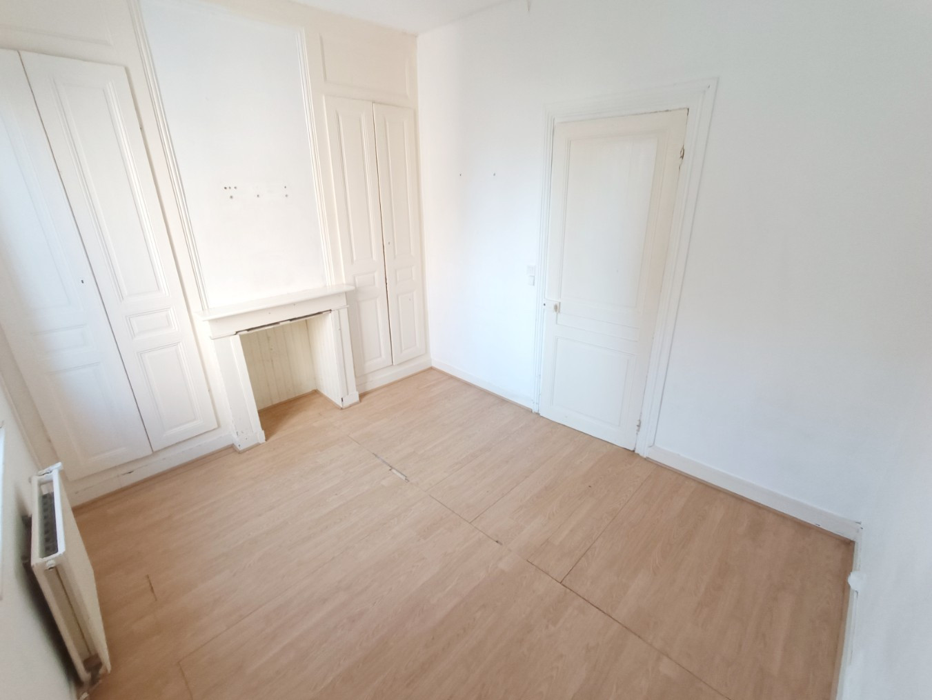 
                                                Vente
                                                 Maison 2 chambres, bureau, cour à Amiens