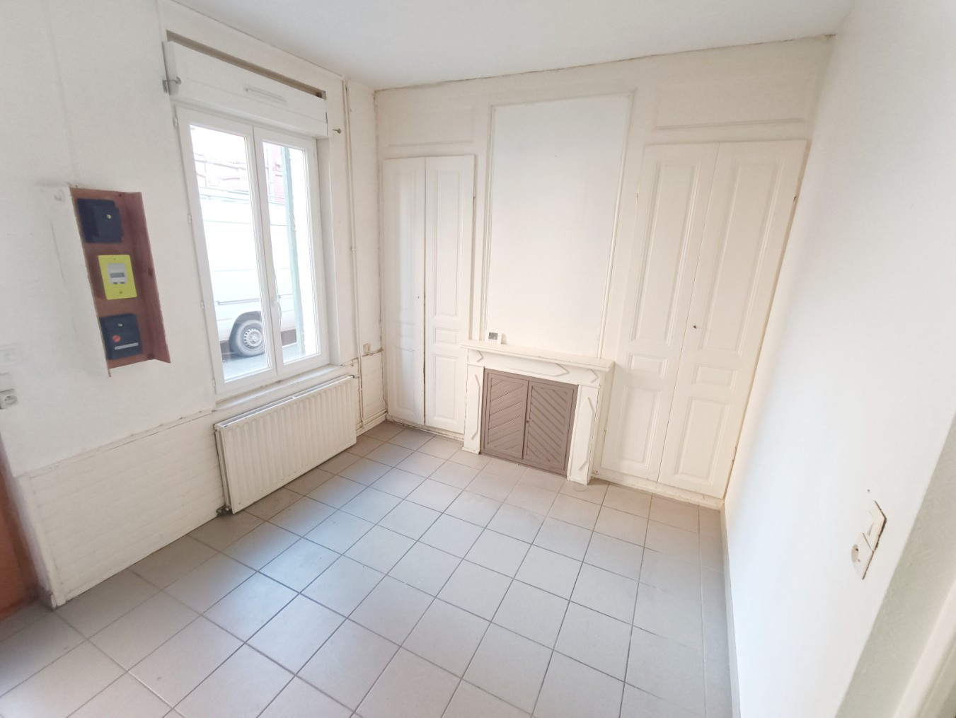 
                                                Vente
                                                 Maison 2 chambres, bureau, cour à Amiens