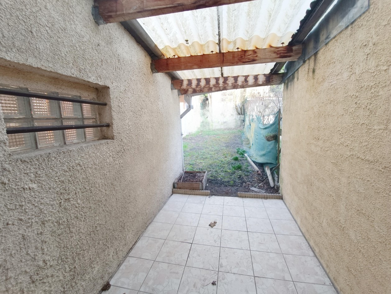 
                                                Vente
                                                 Maison 2 Chambres et jardin quartier St-Maurice