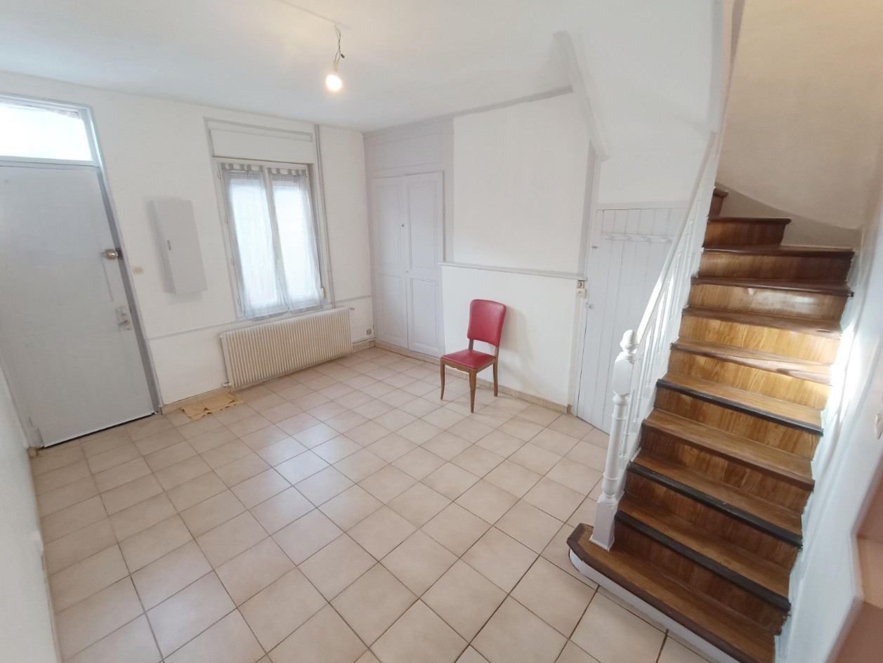 
                                                Vente
                                                 Maison 2 Chambres et jardin quartier St-Maurice