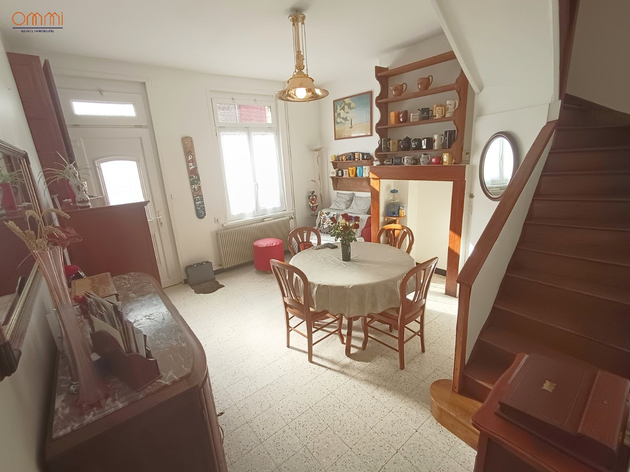 
                                                Vente
                                                 Maison 2 chambres Fg de Hem Amiens