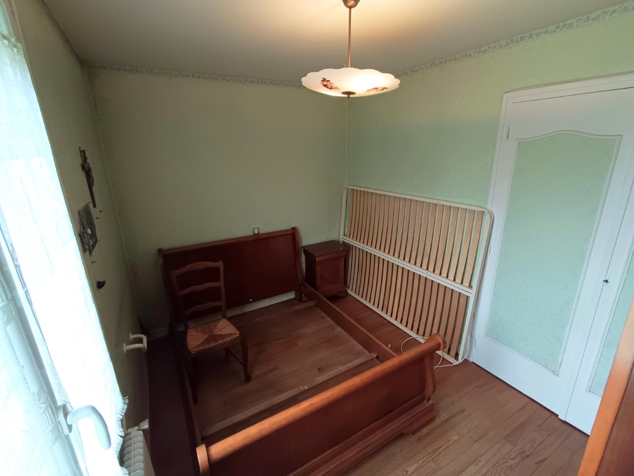 
                                                Vente
                                                 Maison 2 chambres, garage et jardin