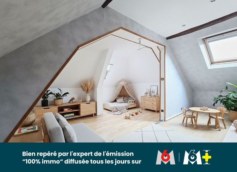 
                                                Vente
                                                 Maison  2 chambres- jardin- double garage + un T2 loué en RDC : un achat malin en plein centre de CHÂTEAU-RENAULT