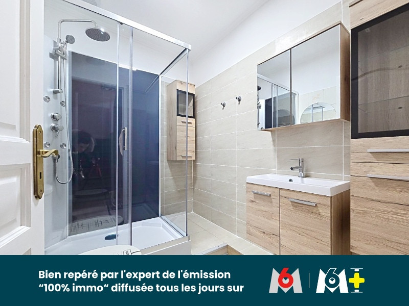 
                                                Vente
                                                 Maison  2 chambres- jardin- double garage + un T2 loué en RDC : un achat malin en plein centre de CHÂTEAU-RENAULT