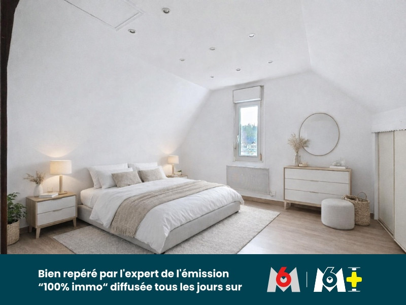 
                                                Vente
                                                 Maison  2 chambres- jardin- double garage + un T2 loué en RDC : un achat malin en plein centre de CHÂTEAU-RENAULT