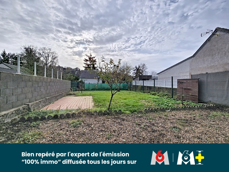 
                                                Vente
                                                 Maison  2 chambres- jardin- double garage + un T2 loué en RDC : un achat malin en plein centre de CHÂTEAU-RENAULT