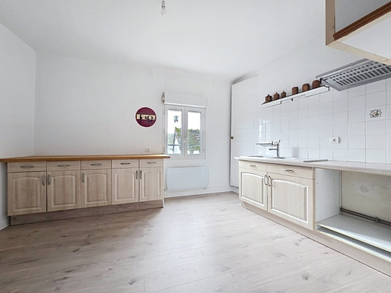 
                                                Vente
                                                 Maison  2 chambres- jardin- double garage + un T2 loué en RDC : un achat malin en plein centre de CHÂTEAU-RENAULT