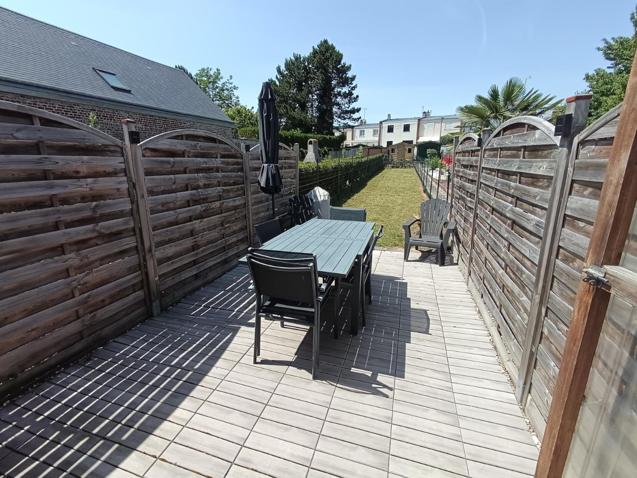 
                                                Location
                                                 Maison 2 chambres & jardin, Saint-Pierre