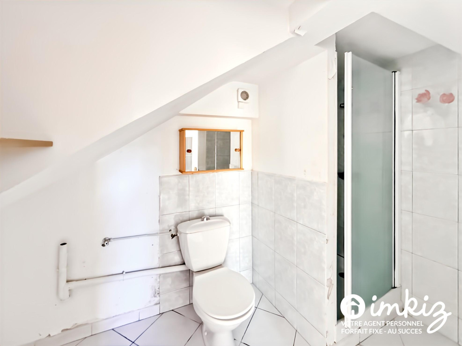
                                                Vente
                                                 Maison 2 pièces
