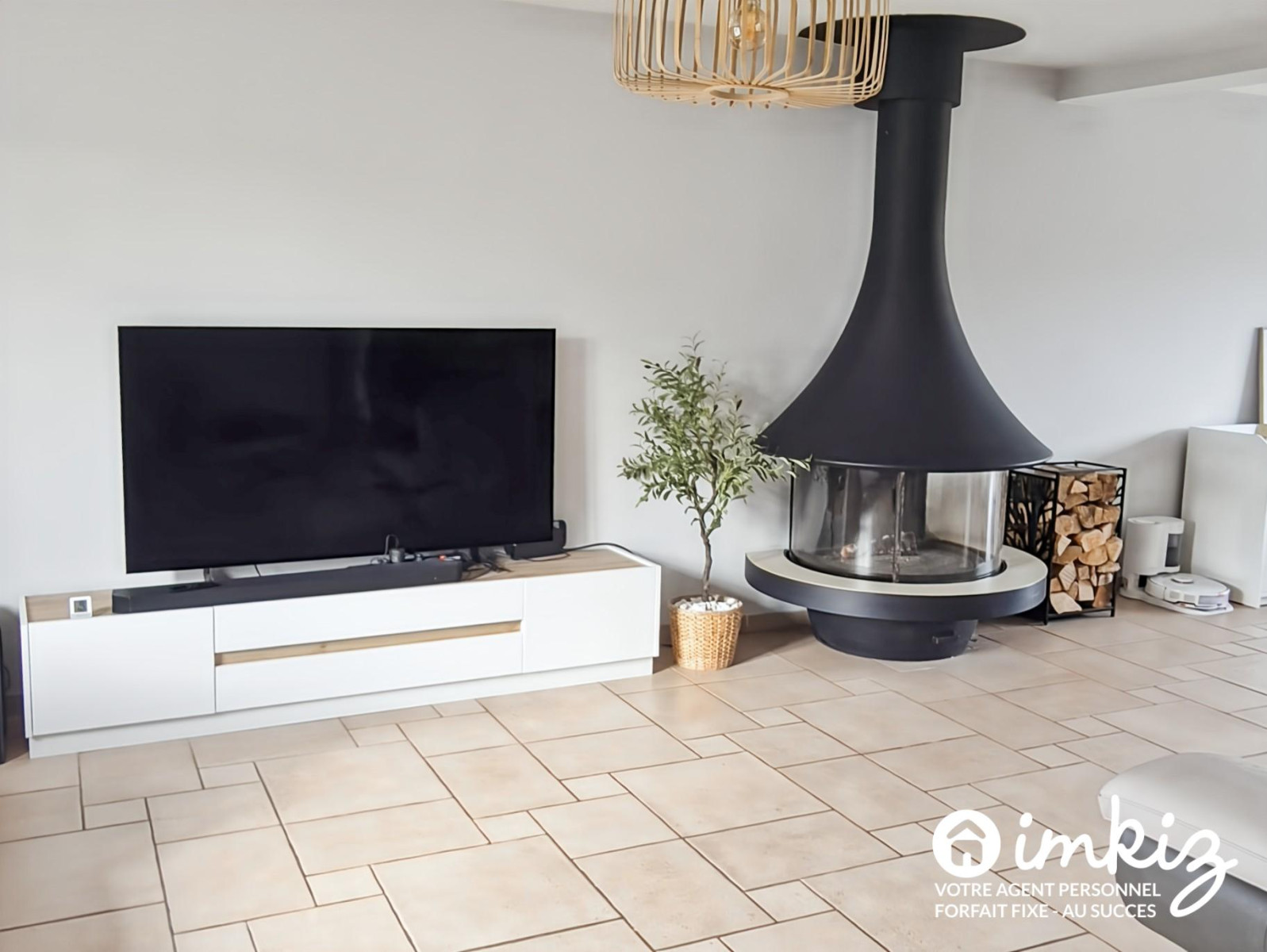 
                                                Vente
                                                 Maison 2011 6 pièces 145m2 - Quartier Saint Pierre