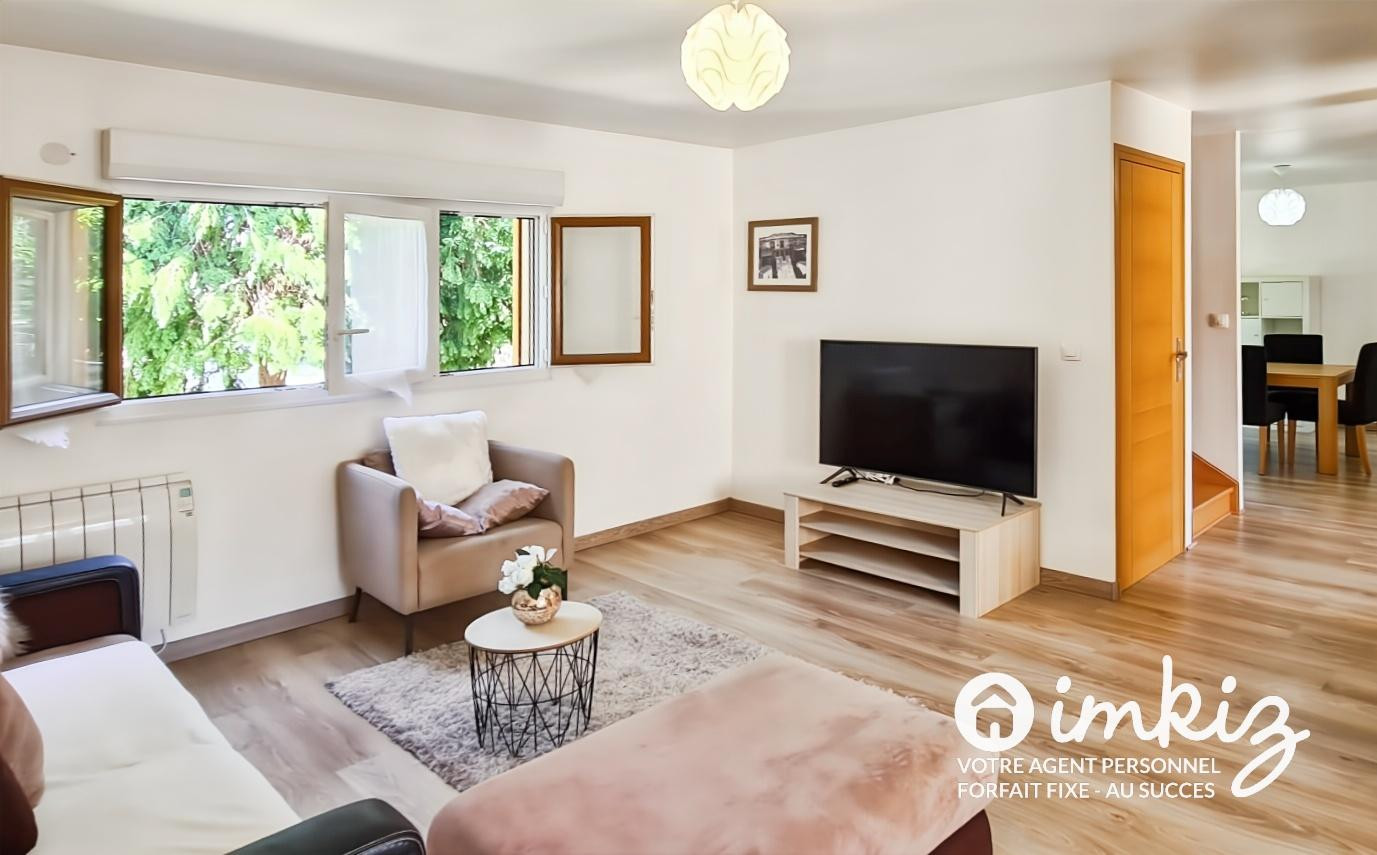 
                                                Vente
                                                 Maison 2015 de 138m² - DPE B - Dépendance rénovée