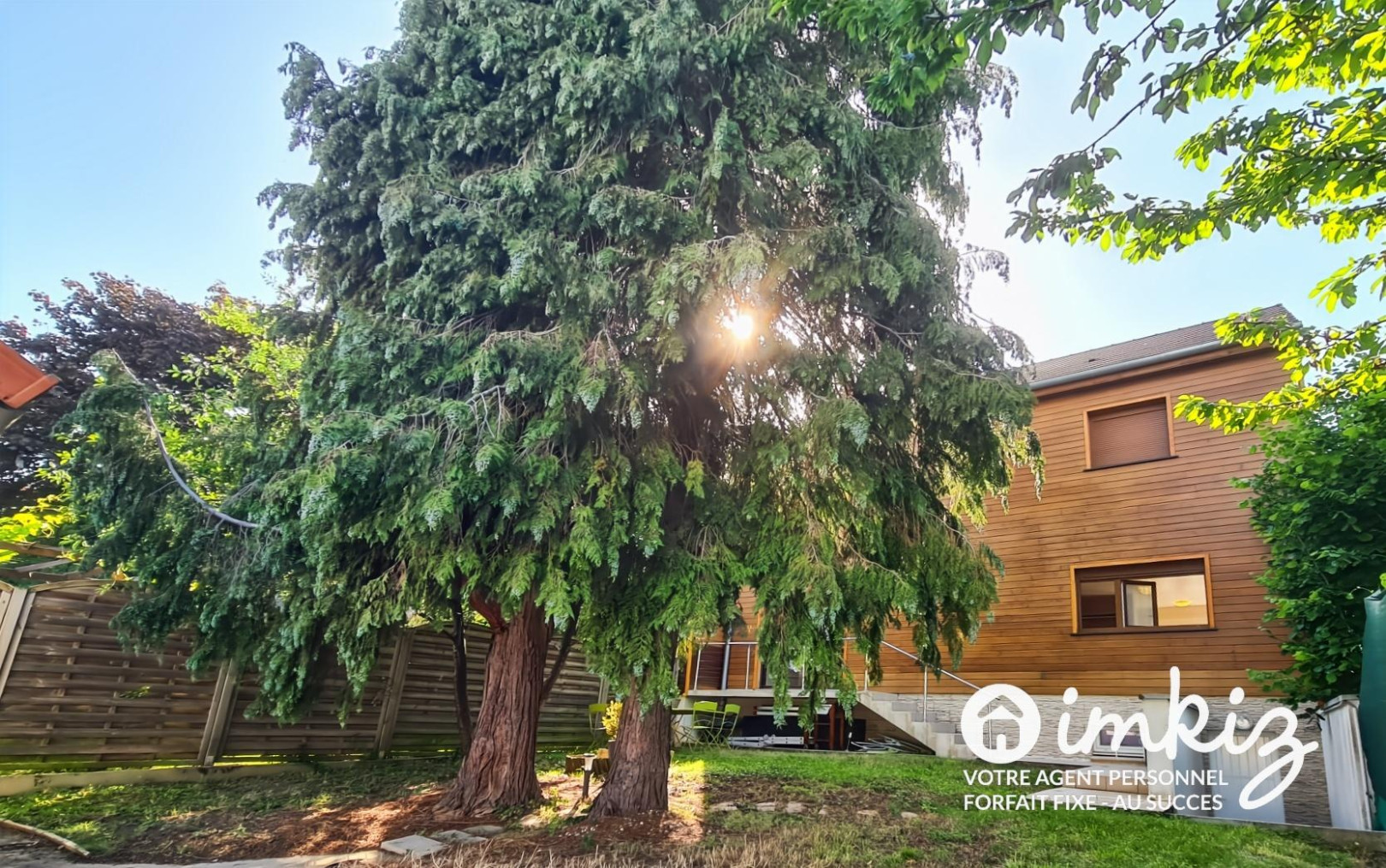
                                                Vente
                                                 Maison 2015 de 138m² - DPE B - Dépendance rénovée