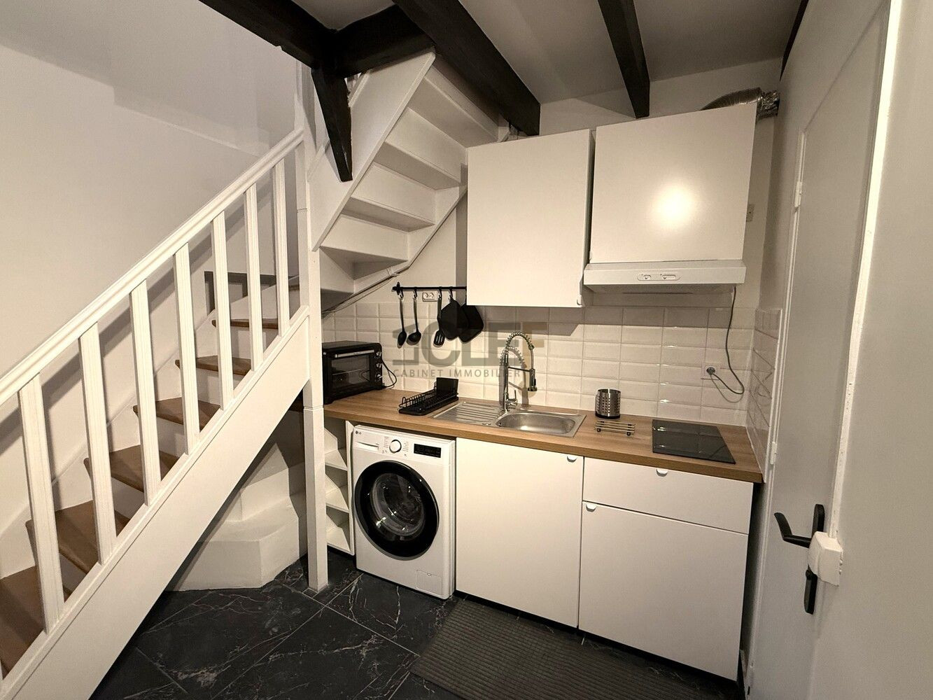 
                                                Location
                                                 Maison 20m² - Chatenay Malabry