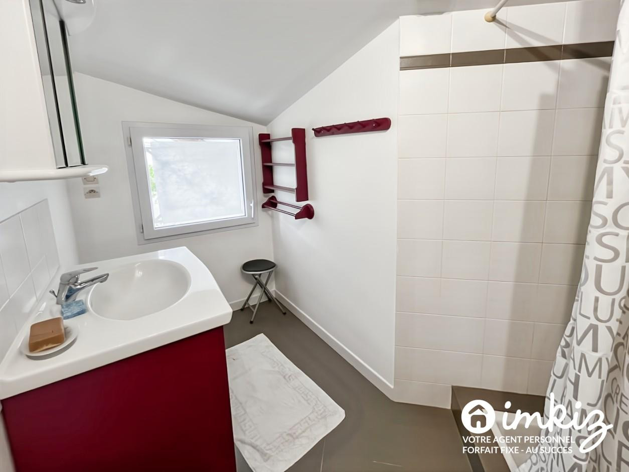 
                                                Vente
                                                 Maison 210m2 - 8 pièces - Vue imprenable