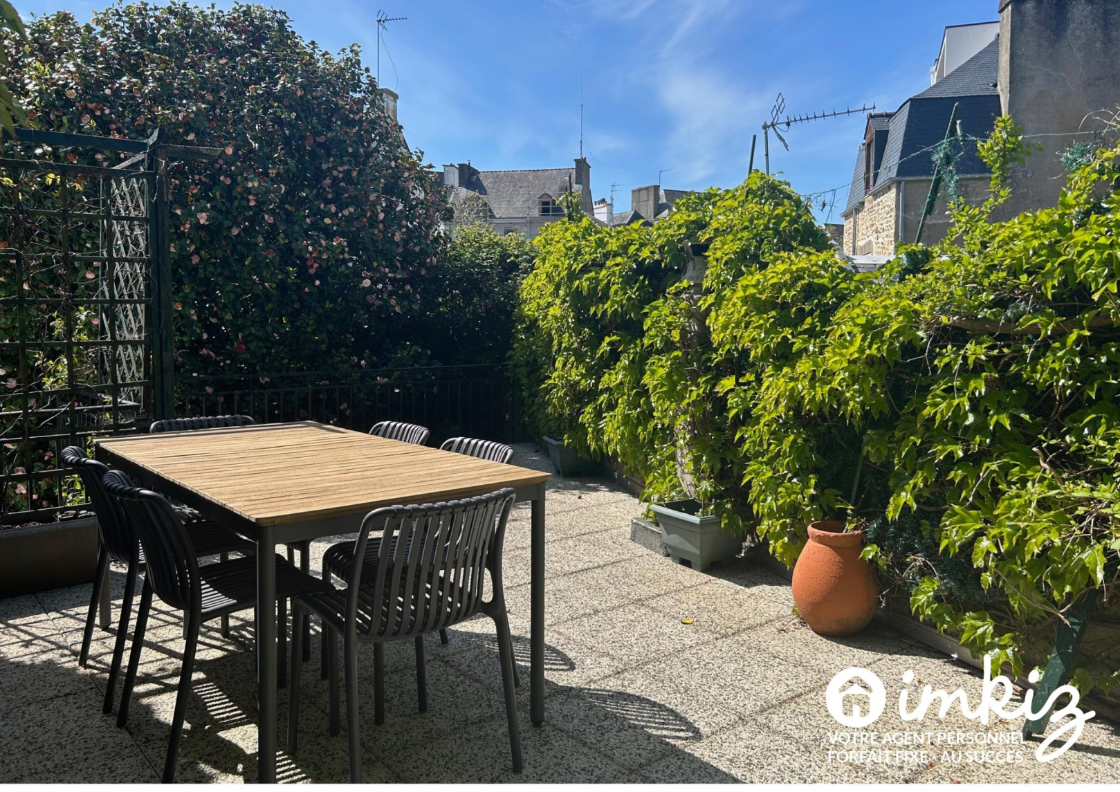 
                                                Vente
                                                 Maison 240 m² avec jardin hyper-centre d'Auray