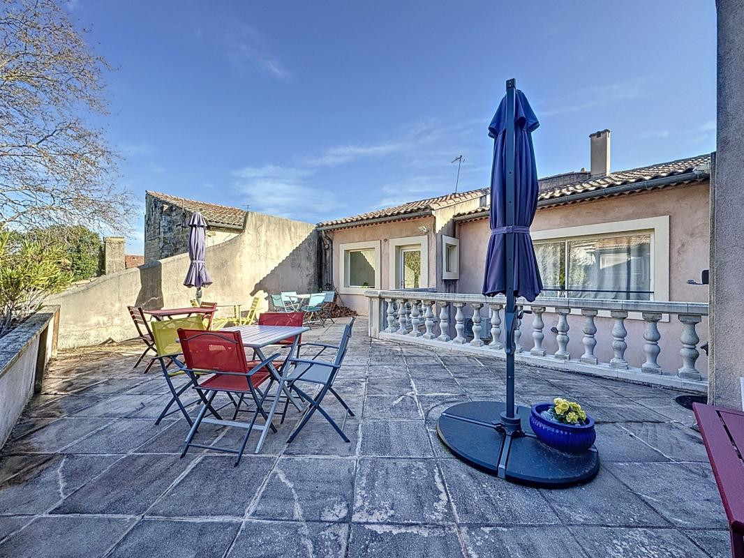 
                                                Vente
                                                 MAISON 260 m2 INTRA-MUROS grande terrasse