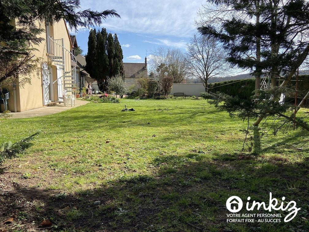 
                                                Vente
                                                 Maison 269m2  avec piscine, dépendance et studio