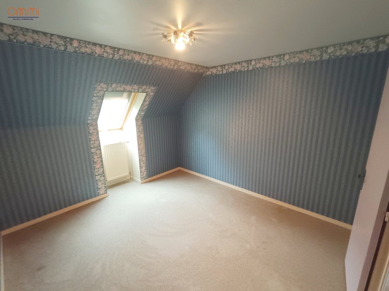 
                                                Vente
                                                 Maison 3 à 4 chambres, garage, jardin, 98m2 Amiens