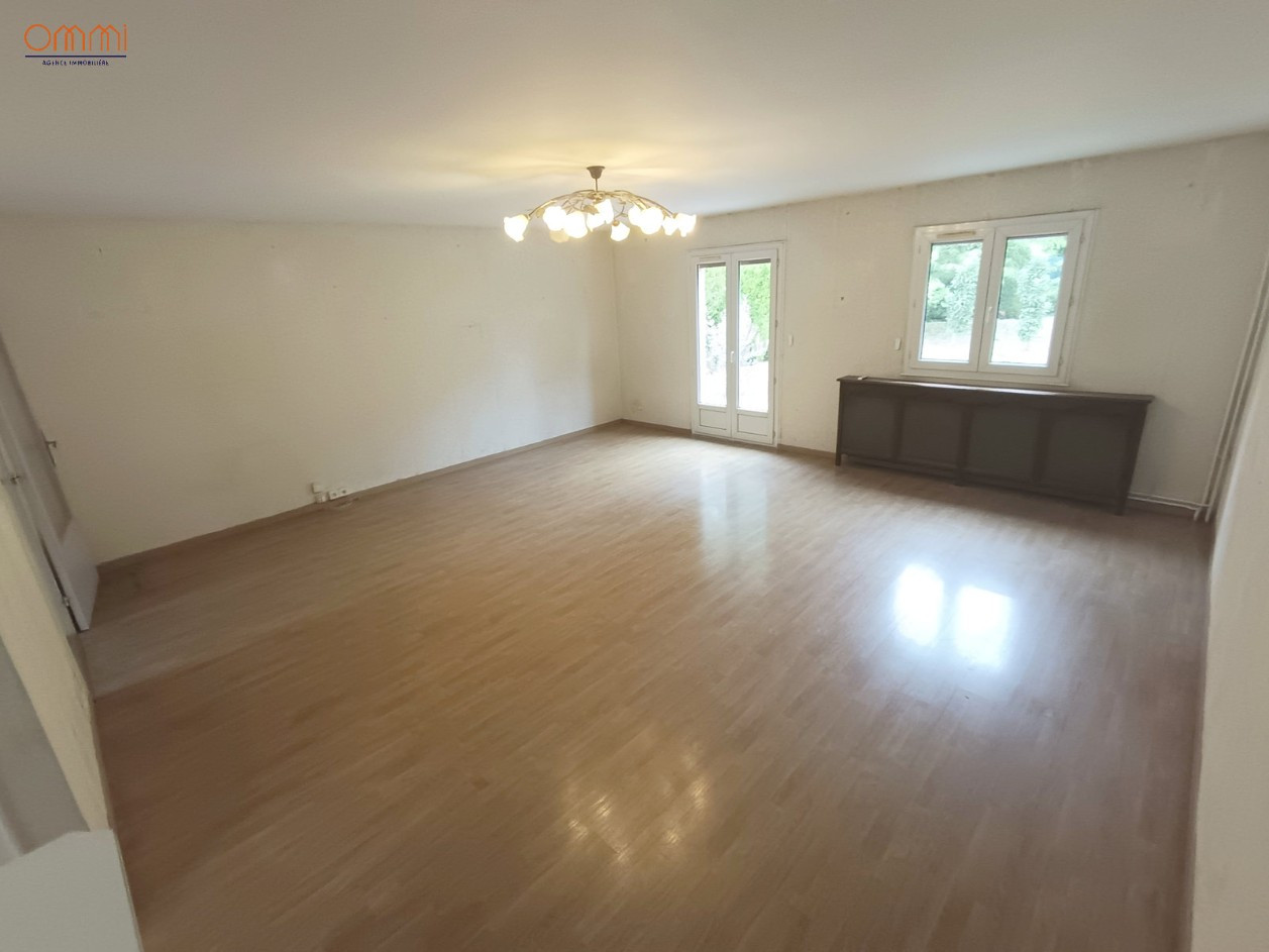 
                                                Vente
                                                 Maison 3 à 4 chambres, garage, jardin, 98m2 Amiens