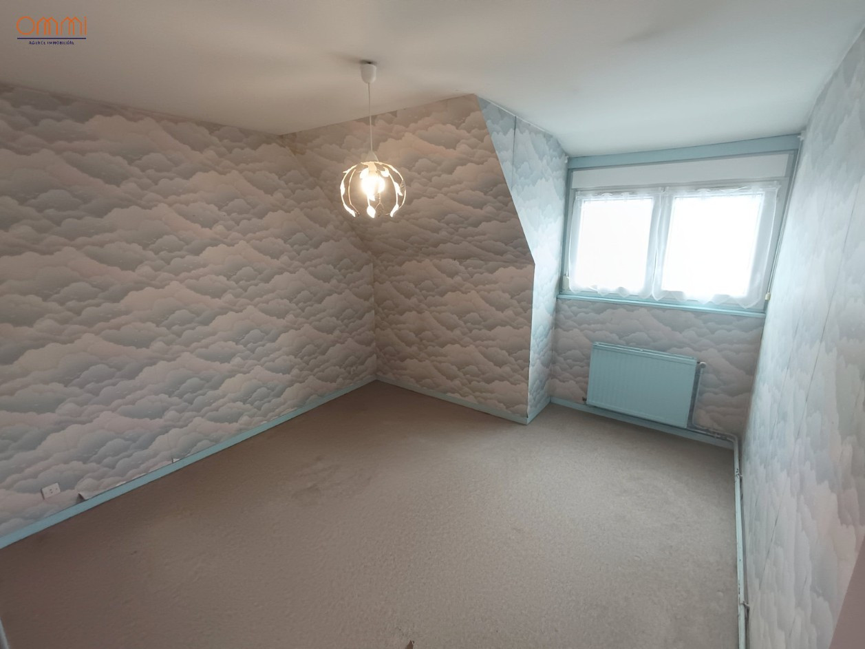 
                                                Vente
                                                 Maison 3 à 4 chambres, garage, jardin, 98m2 Amiens