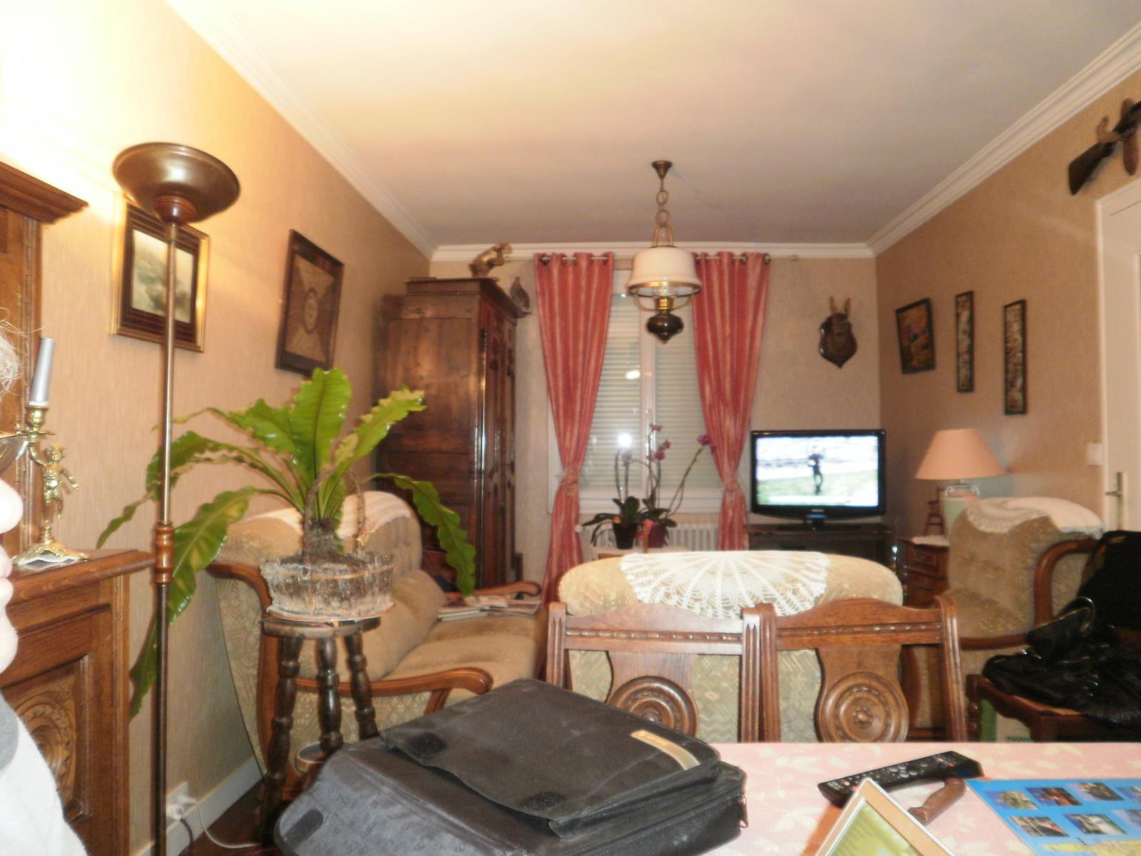 
                                                Location
                                                 MAISON 3 CHAMBRES, 2 SDB,  PARFAIT ÉTAT