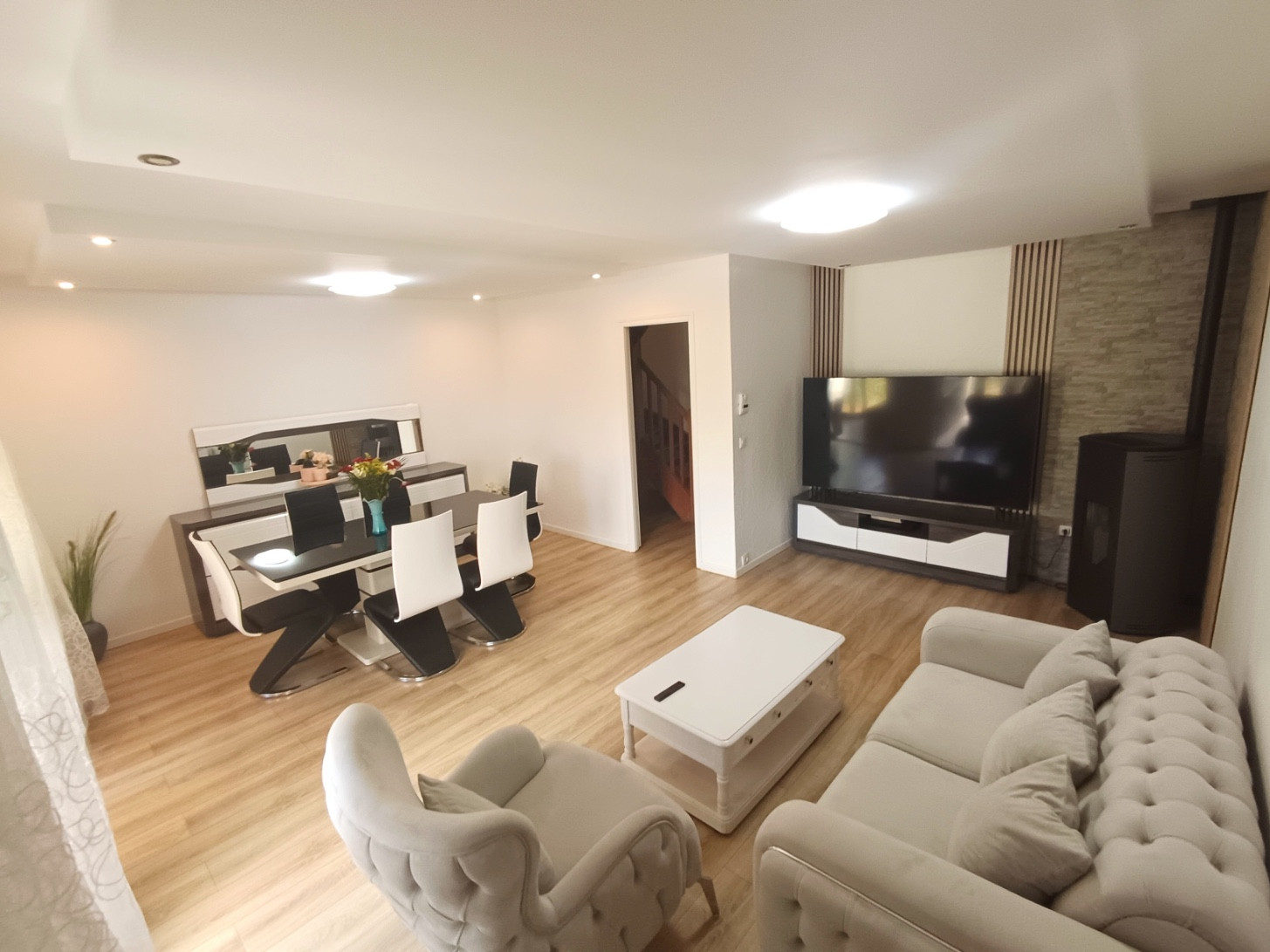 
                                                Vente
                                                 Maison 3 chambres, 2 terrasses, garage Amiens