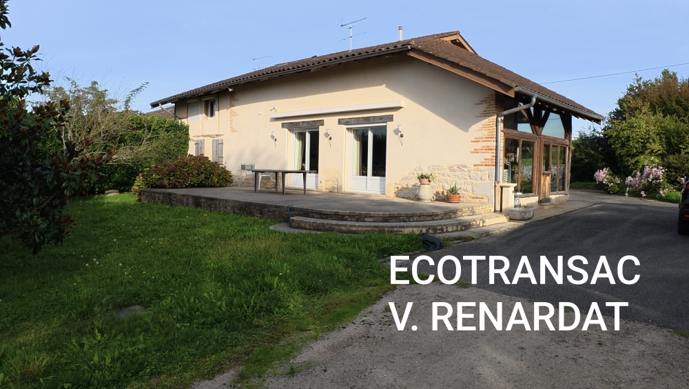 
                                                Vente
                                                 MAISON  3 CHAMBRES