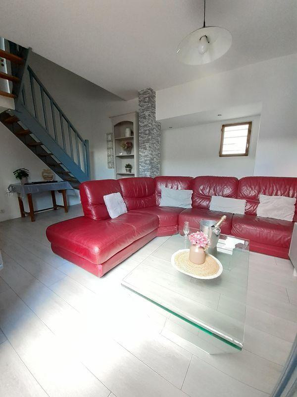 
                                                Location
                                                 Maison 3 chambres